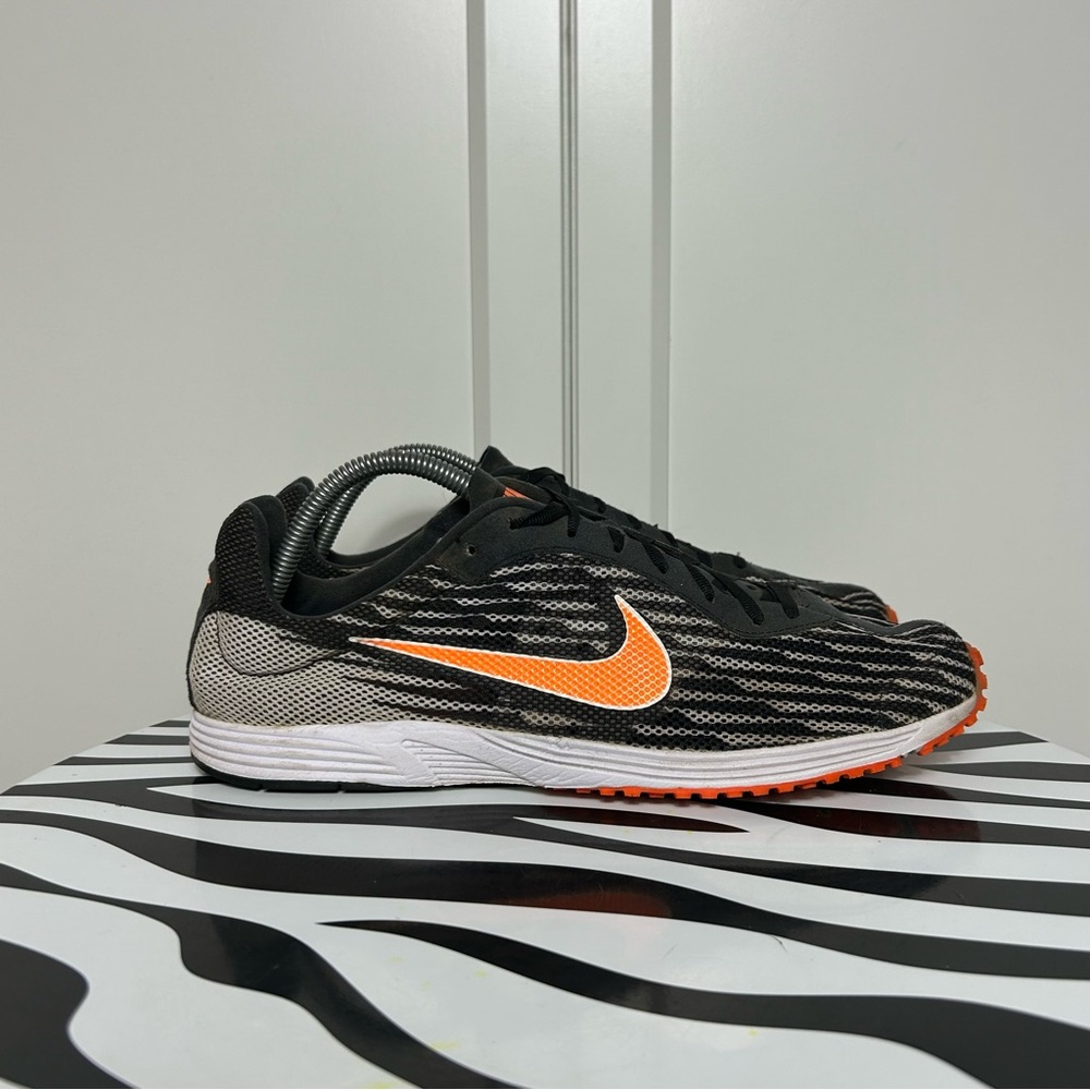 Nike zoom streak lt black orange white
